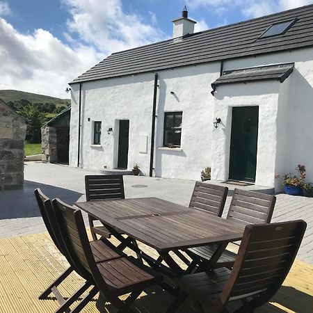 Mournes Family Cottage With Hot Tub Hilltown Екстер'єр фото