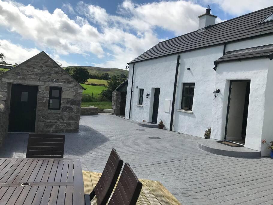 Mournes Family Cottage With Hot Tub Hilltown Екстер'єр фото