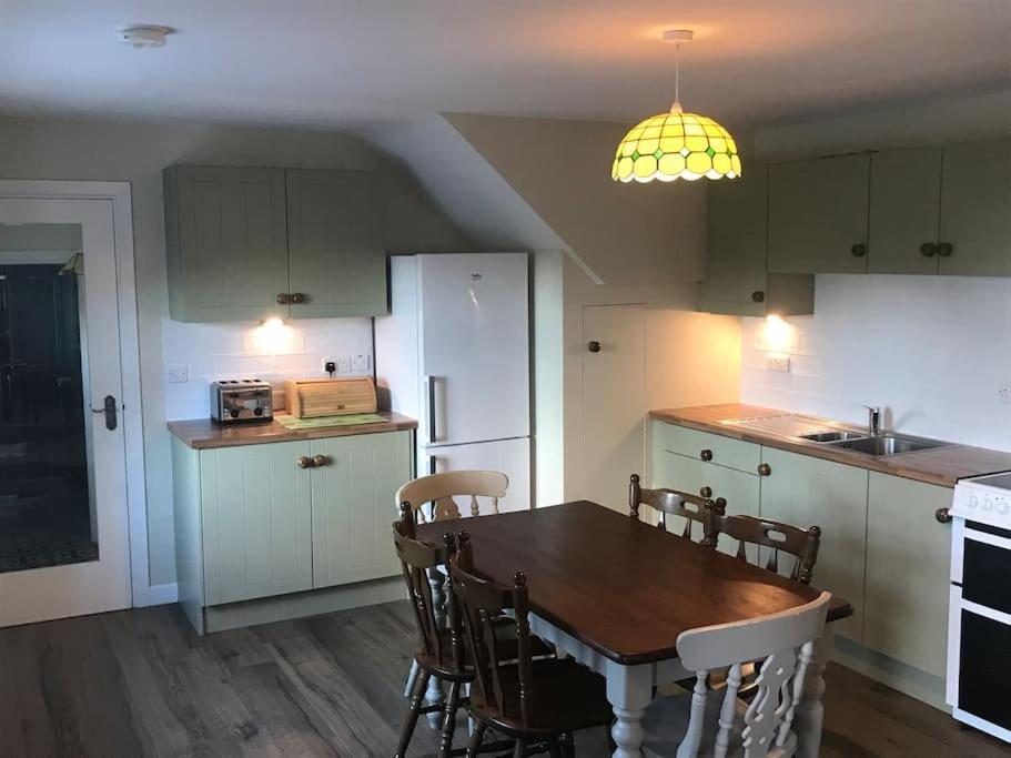 Mournes Family Cottage With Hot Tub Hilltown Екстер'єр фото