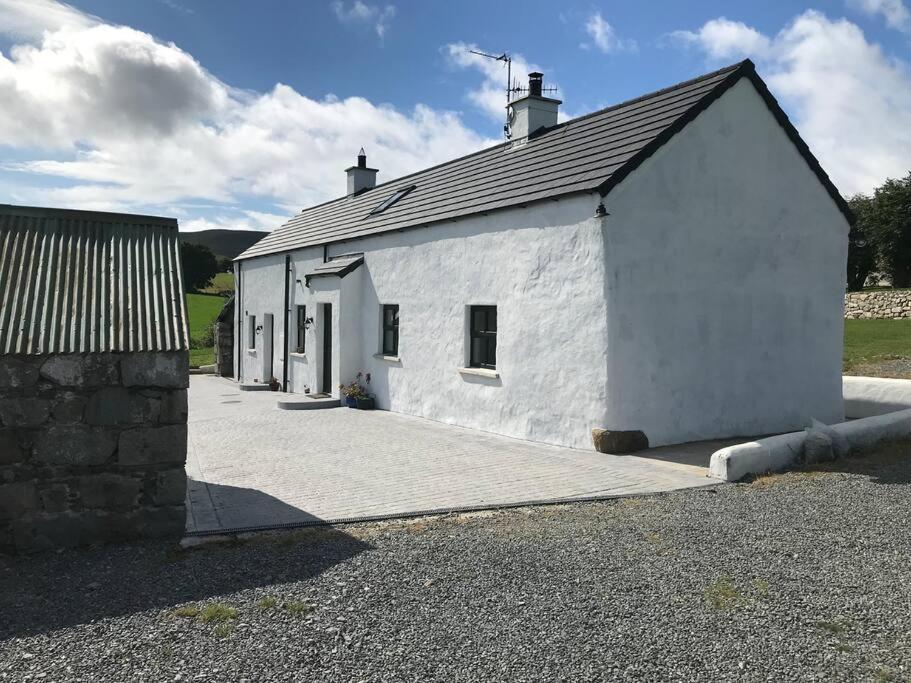 Mournes Family Cottage With Hot Tub Hilltown Екстер'єр фото