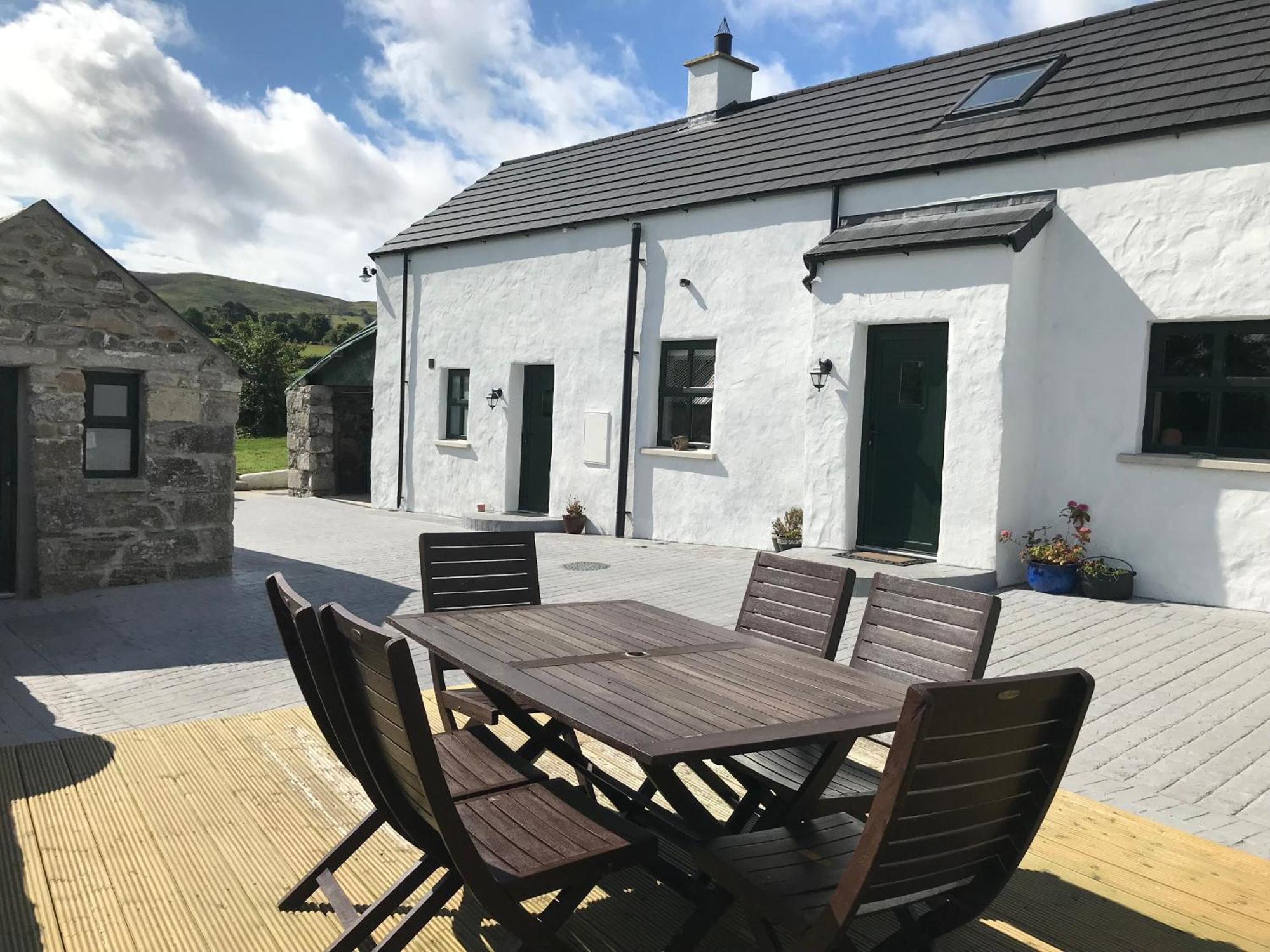 Mournes Family Cottage With Hot Tub Hilltown Екстер'єр фото